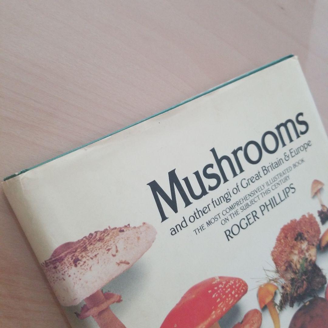 洋書 Mushrooms