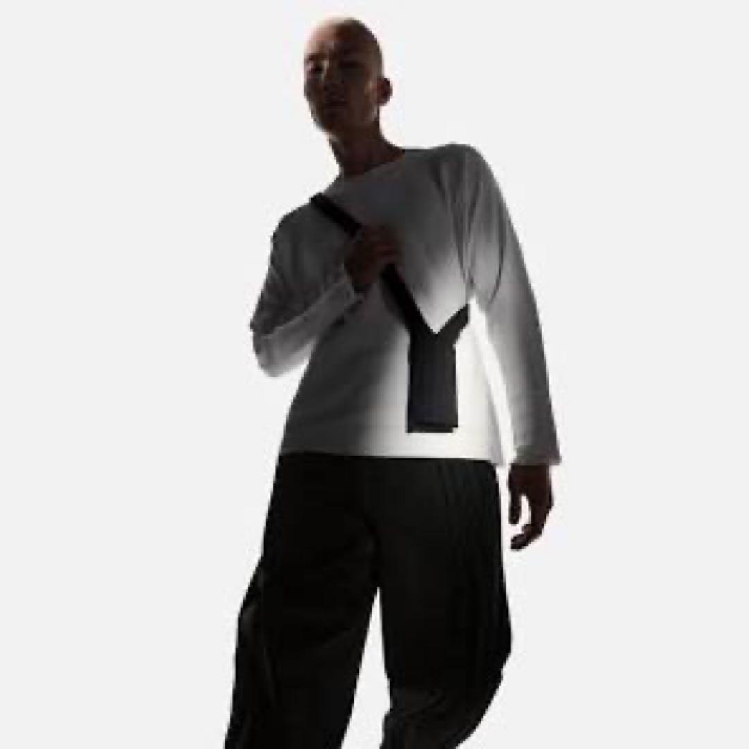 Apple iPhone Pocket ISSEY MIYAKE ロング 黒 Apple iPhone Pocket ISSEY MIYAKE ロング 黒