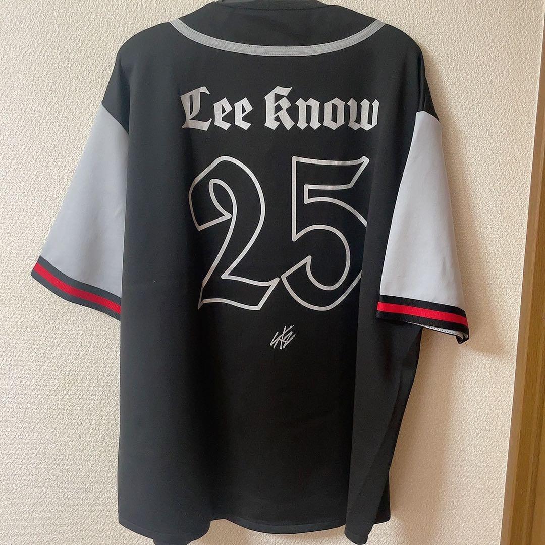 StrayKids リノ ユニフォームシャツ LeeKnow エコパ - メルカリ