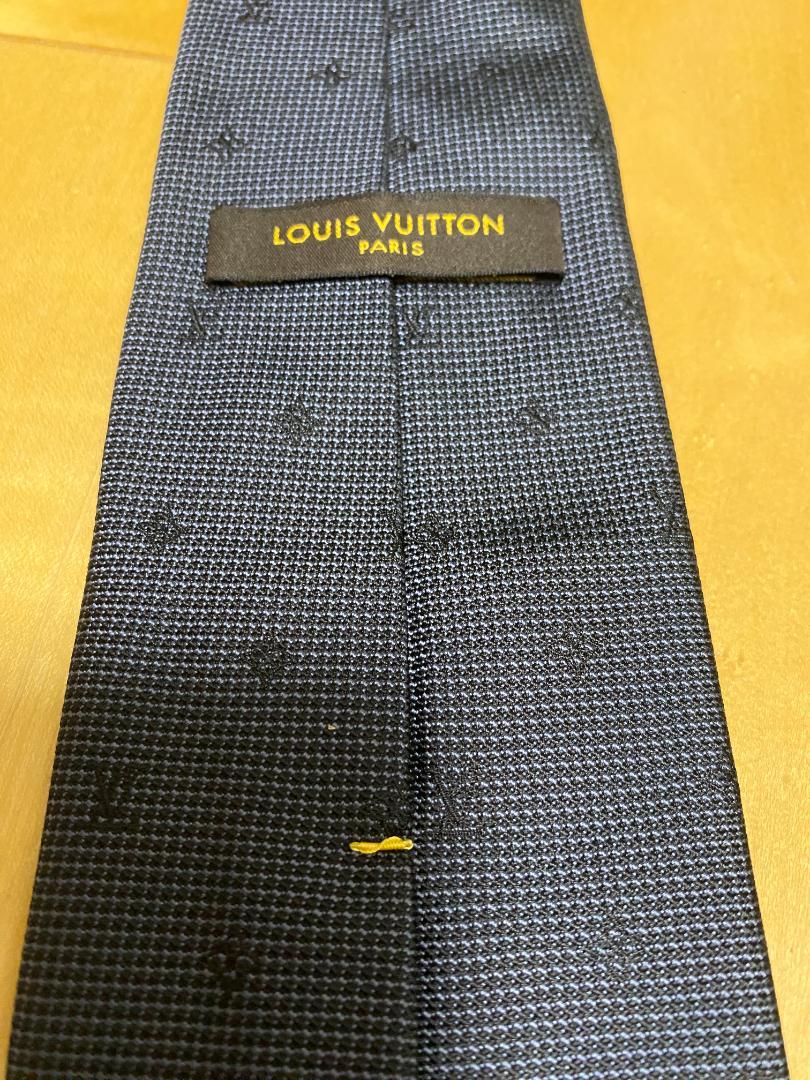 LOUIS VUITTON ルイヴィトン　ネクタイ　ネイビー
