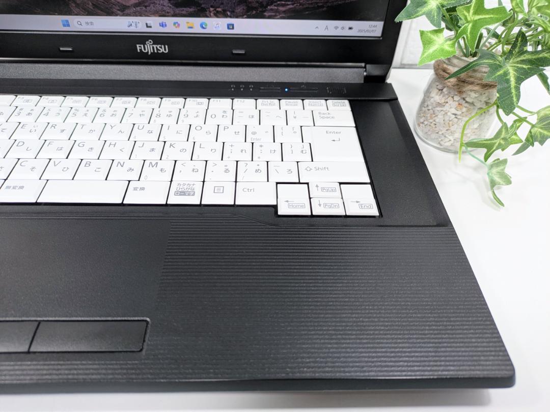 Windows11ノートパソコン✨オフィス付き✨富士通　爆速SSD　Wi-Fi