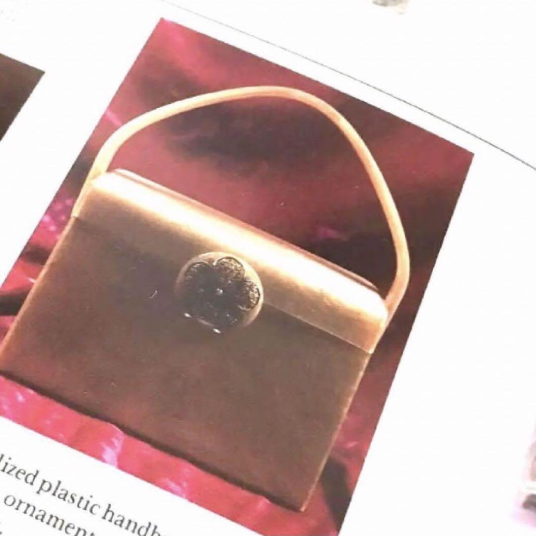 Bag ハンドバッグの洋書に掲載