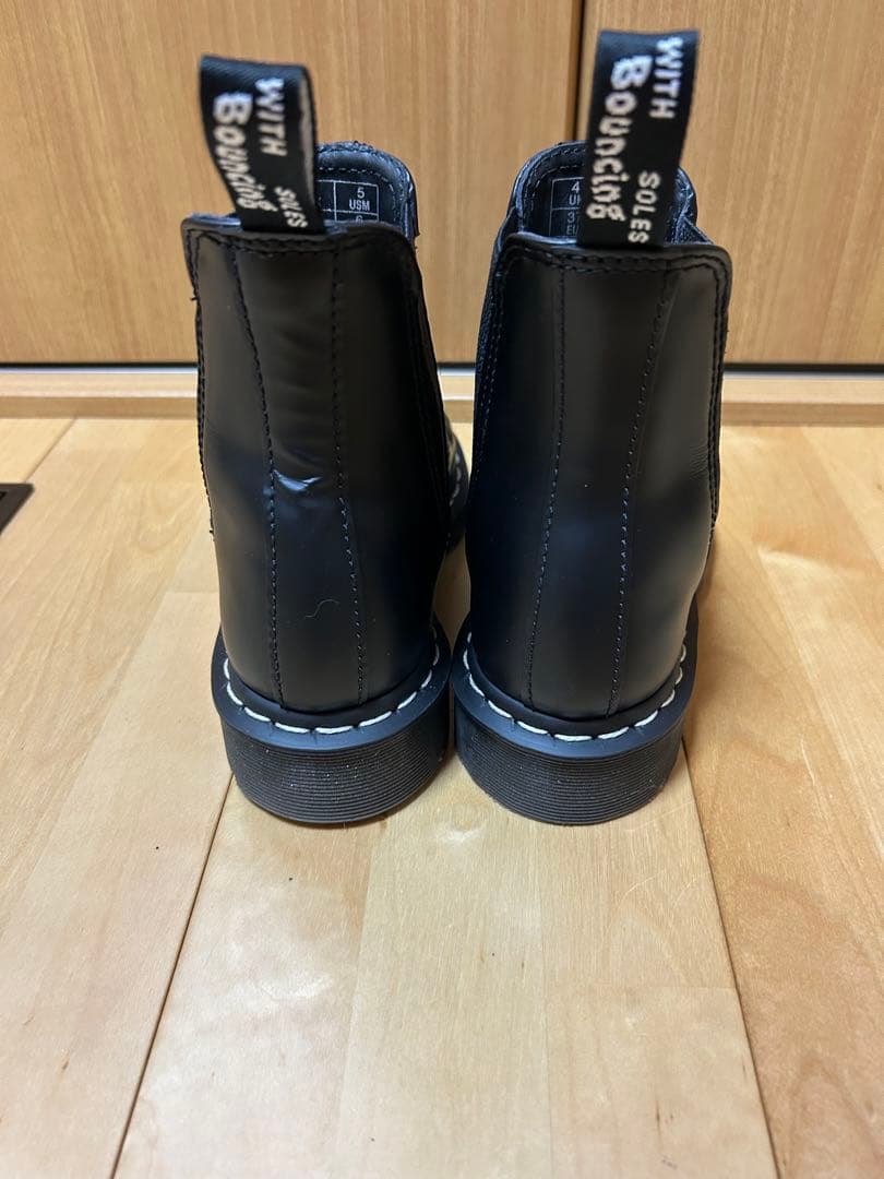 ドクターマーチン ブラック　ホワイトステッチ　チェルシーブーツ