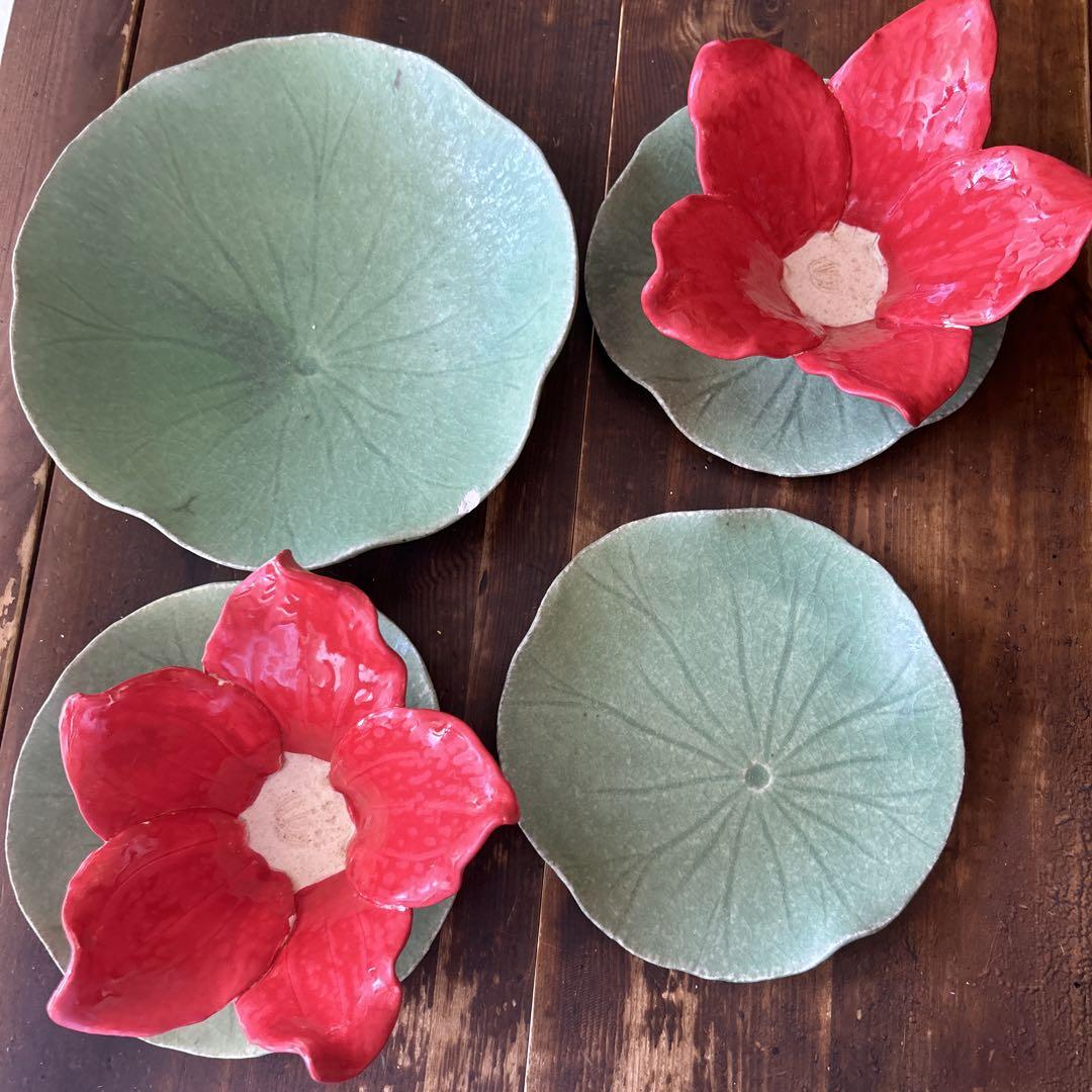 作家　陶芸作家　田中恒子　花びら　葉っぱ　器