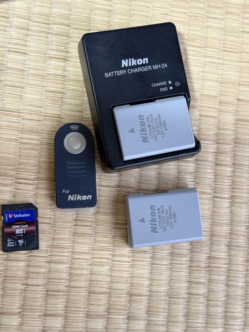 Nikon D3300 デジタル一眼レフカメラ