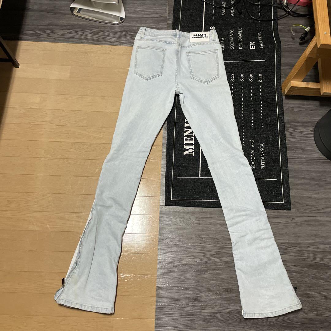 GUAPI ライトブルーフレアデニムパンツ 楽天市場】GUAPI グアピ ジーンズ Aqua Blue Icon Embellished