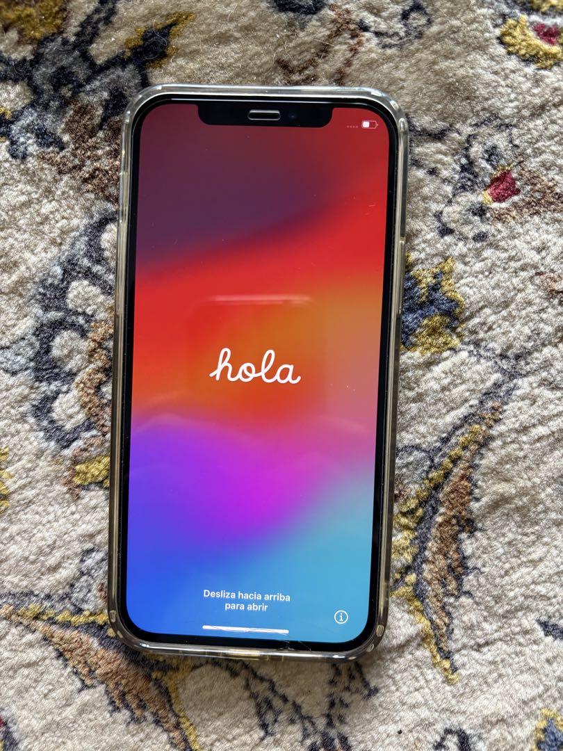 Apple iPhone 12 ブラック 64GB本体 simフリー