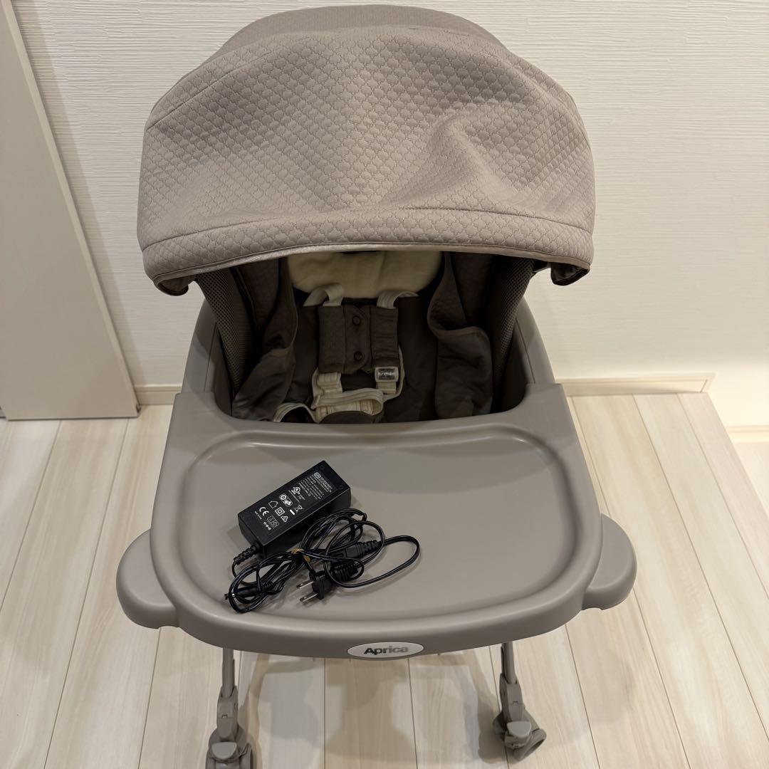 【美品】Aprica ユラリズム オートプレミアム ハイローチェア ムーンロック