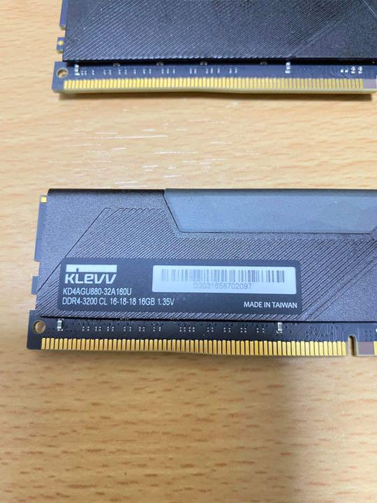 大得価安い KLEVV 3200-16GBx2枚 32GB JHGBu-m39341953427 PC4 DDR4 お得新品