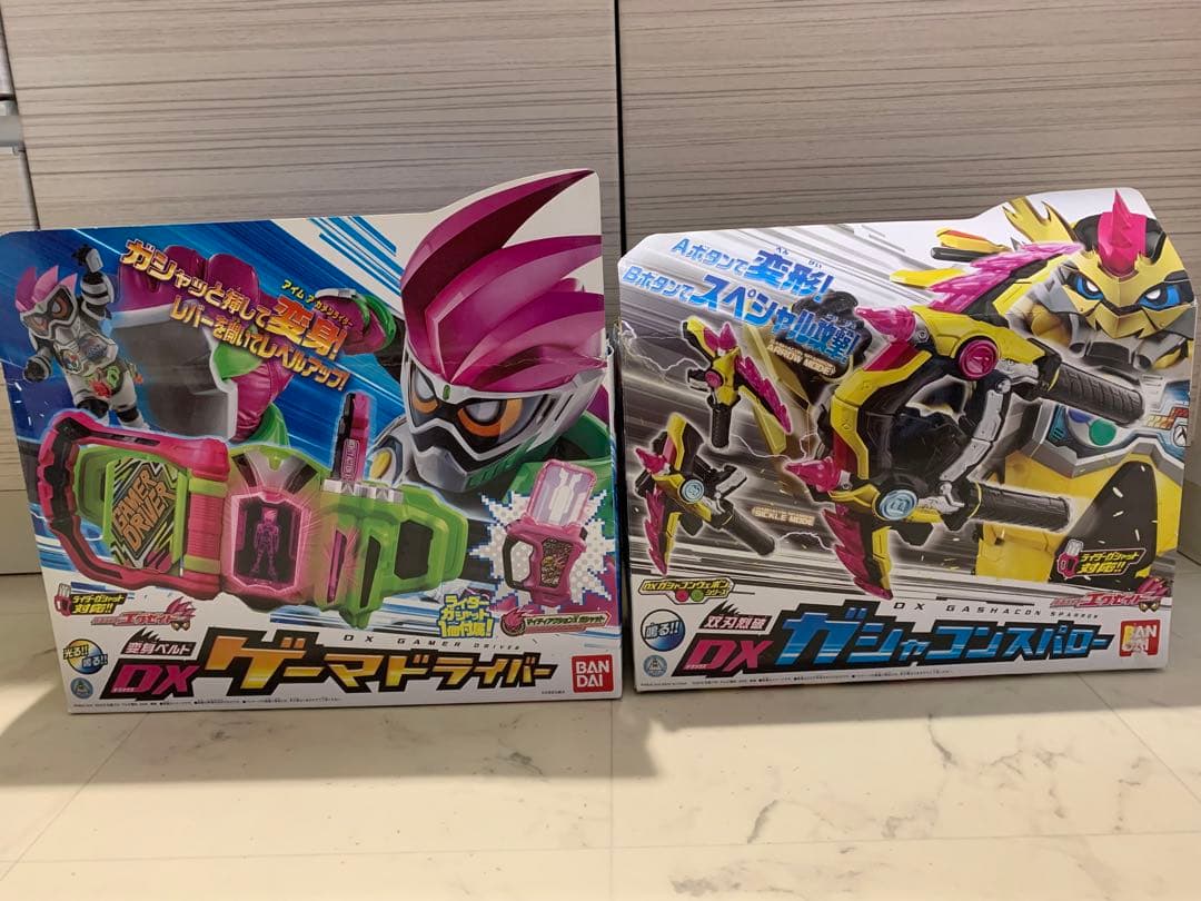 エグゼイド　DXドライバー2つセット！