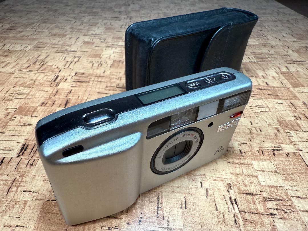 RICOH R1s（純正ケース付）
