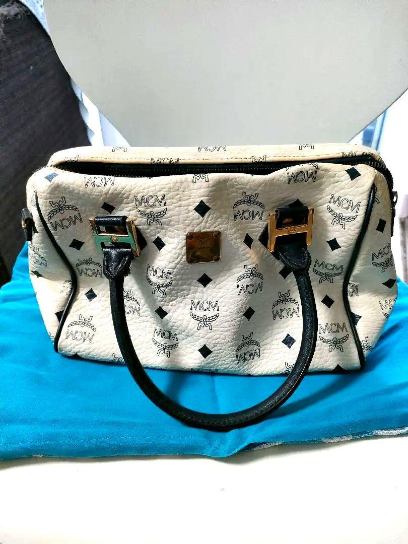 MCM ホワイトレザーバッグ