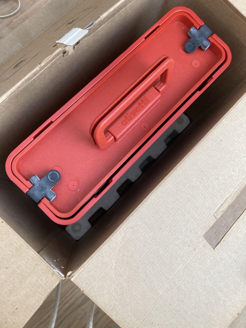 olivetti valentino★オリッベティ タイプライター