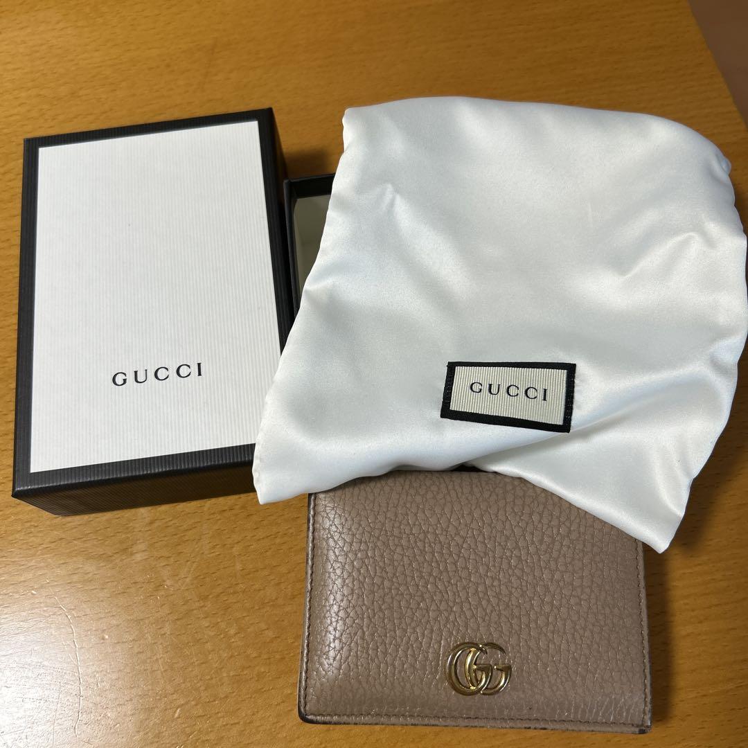 GUCCIマーモント財布
