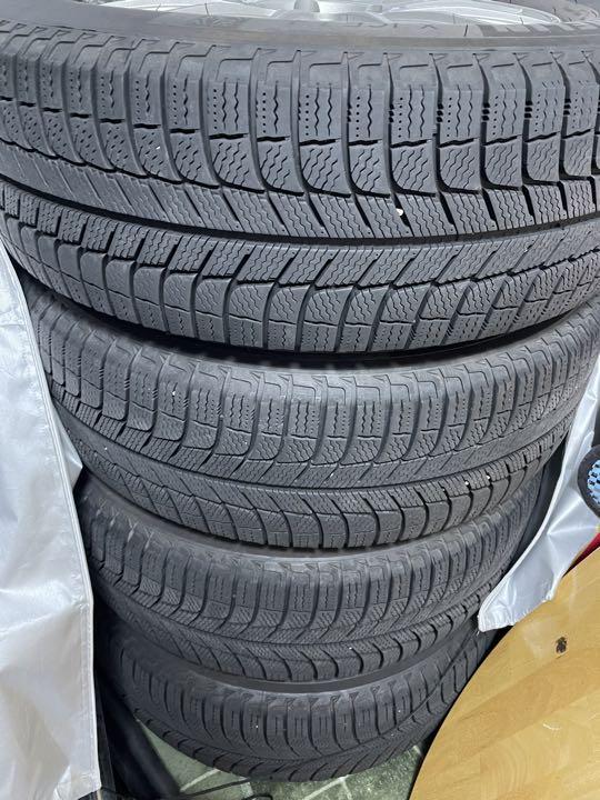 スタッドレスタイヤ  225/65r17  ミシュラン  ホイールタイヤセット