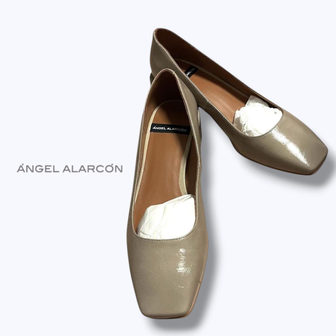 ÁNGEL ALARCÓN ベージュパンプス 36