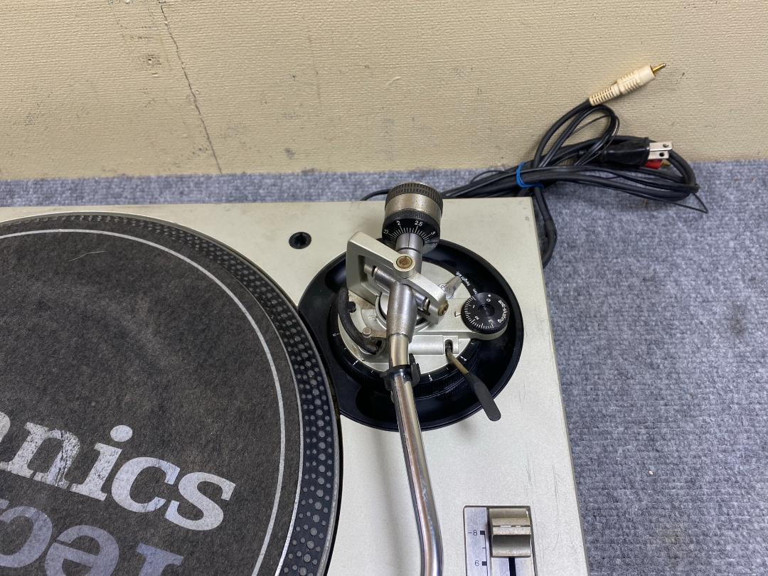 テクニクス、DJターンテーブル「SL-1200MK7」に新色シルバー