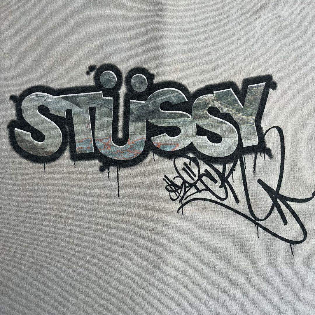 Graffiti Logo” old stussy 紺タグ プリント Tシャツ - メルカリ