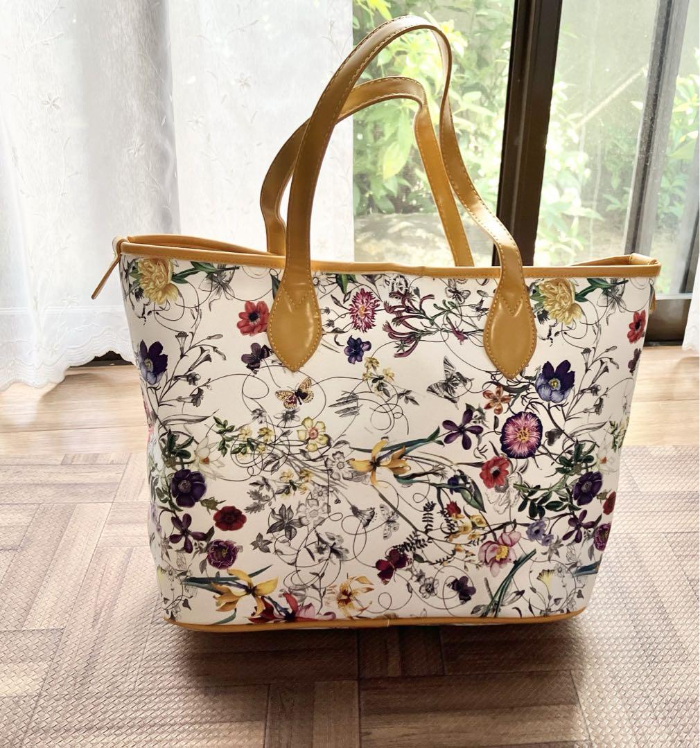 豪華 花柄 トートバック メルカリ - フローラル バッグ