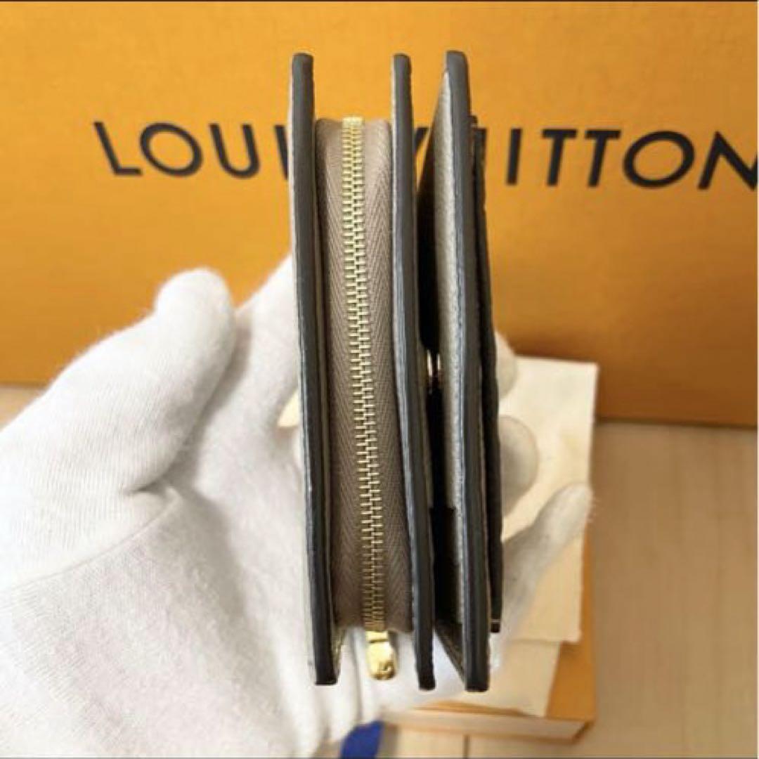 ルイヴィトン　LOUIS VUITTON ポルトフォイユ・クレア　ベージュ　財布
