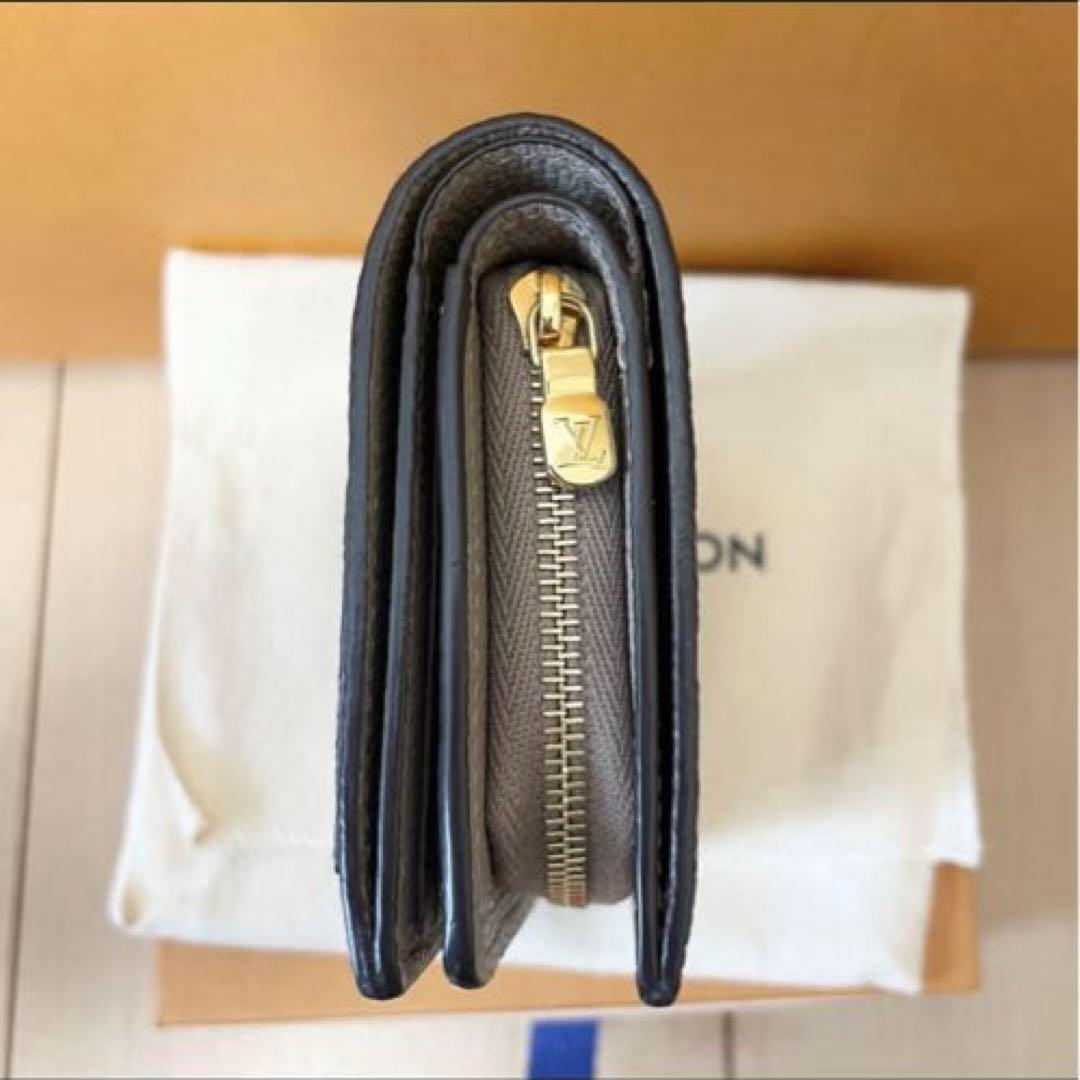ルイヴィトン　LOUIS VUITTON ポルトフォイユ・クレア　ベージュ　財布