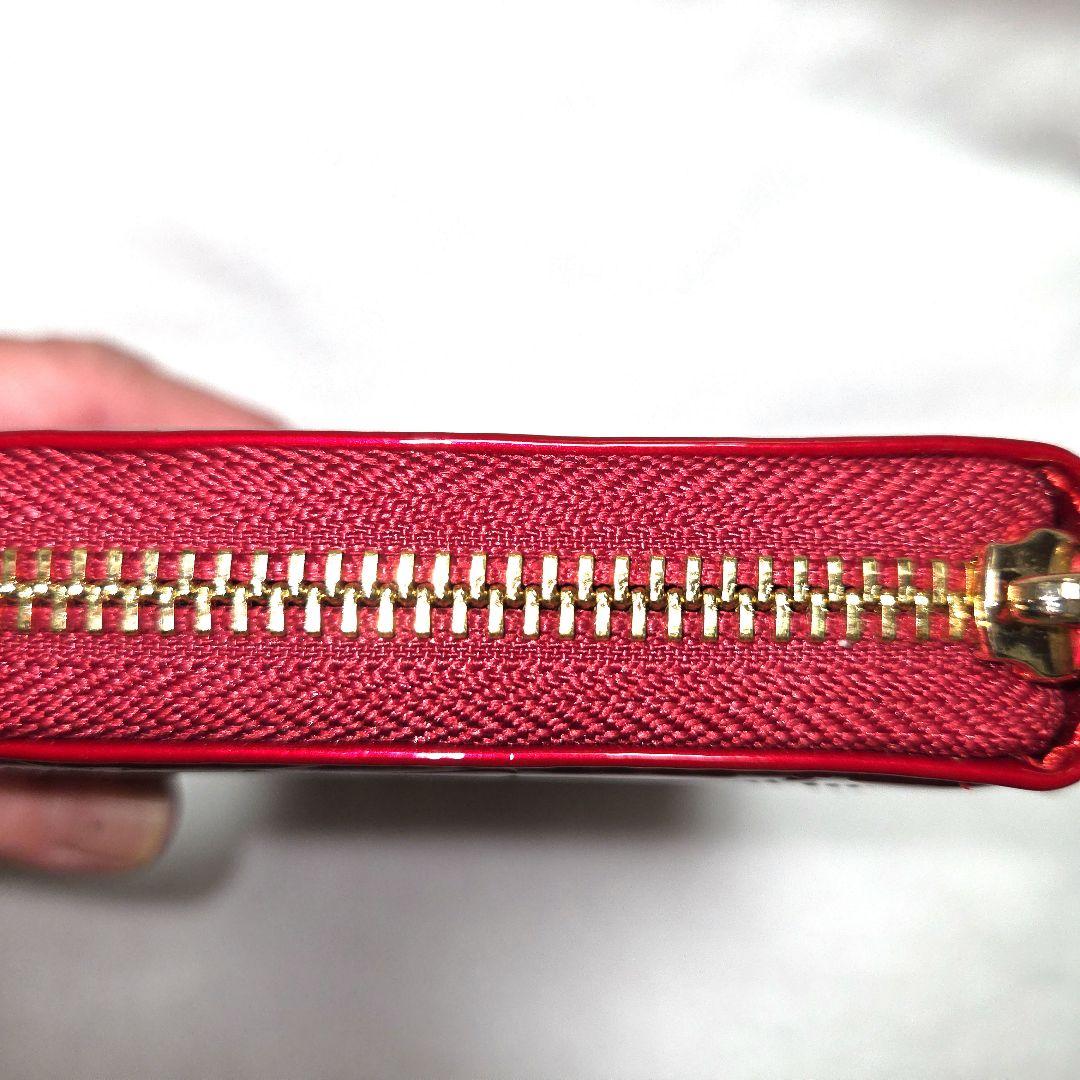 VivienneWestwoodレッドエナメル長財布