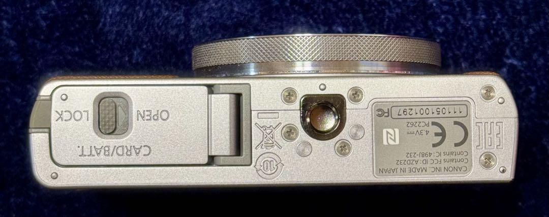 高性能なコンパクトデジタルカメラCanon PowerShot G9Xです。