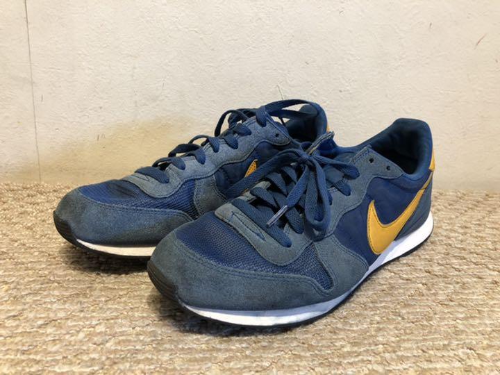 NIKEインターナショナリスト コートブルー/イエロー 828041-402