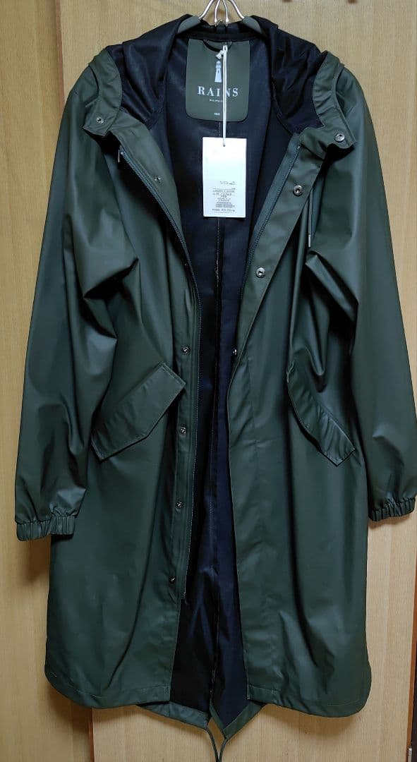 RainsのレインコートRAINS