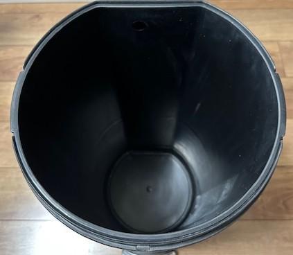 simplehuman シンプルヒューマン ダストボックス 30L　ペダル式