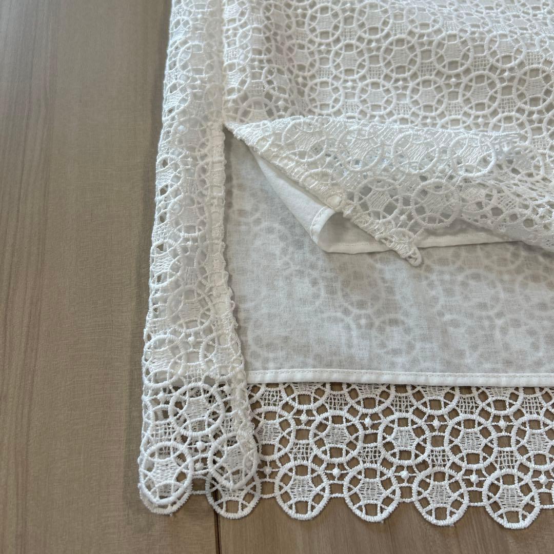 新品未使用　ONWARD自由区ジオメトリックフラワーレースクロップド丈ブラウス