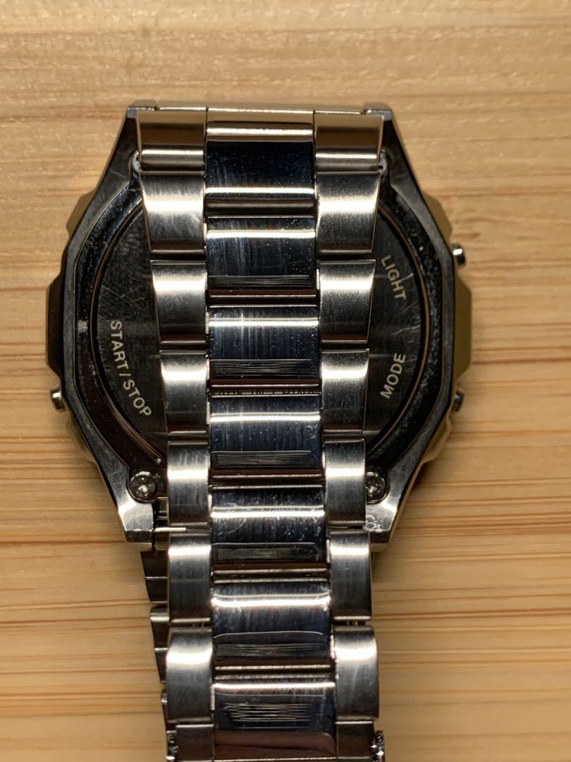 時計 CASIO standard vintage A1000 D