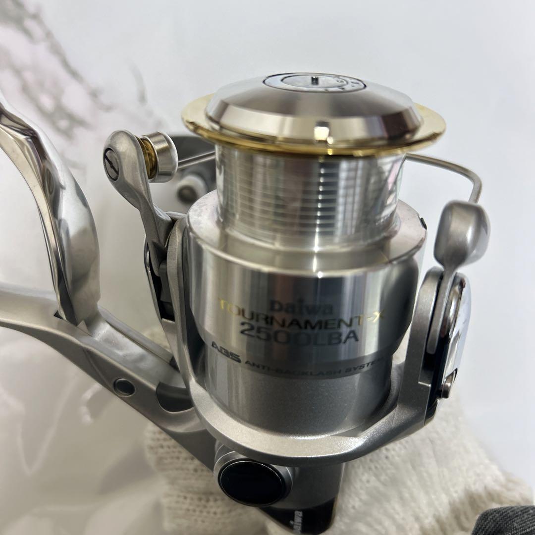 セール(SALE)開催中！ファッション通販 DAIWA TOURNAMENT-X 2500LBA フィッシング リール