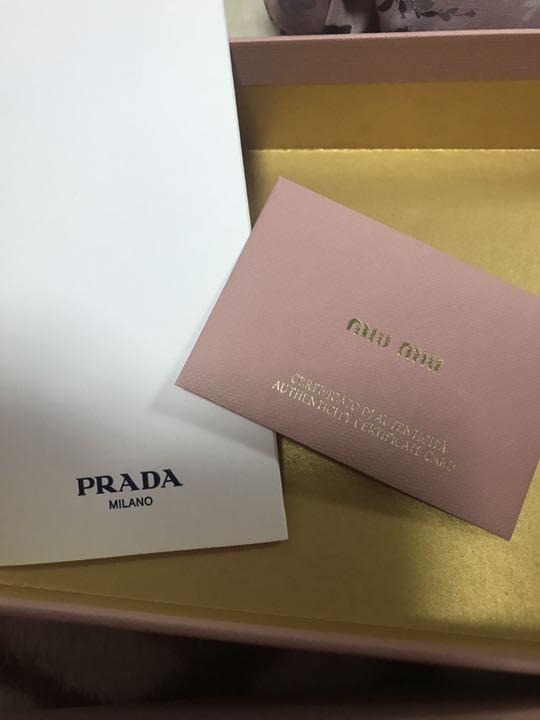 miu miu 長財布
