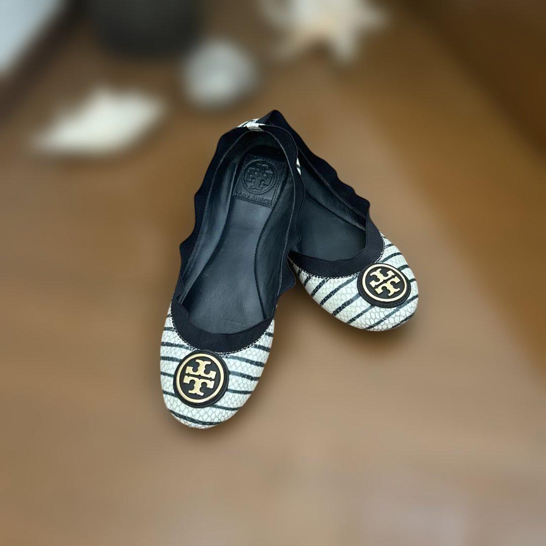 女の子向けプレゼント集結 Tory メルカリ - ストライプフラットシューズ Burch 靴