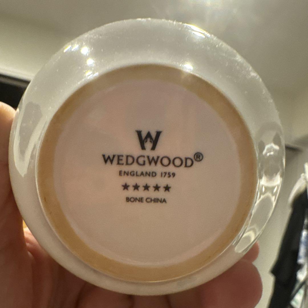 WEDGWOOD ボーンチャイナ カップ 1759