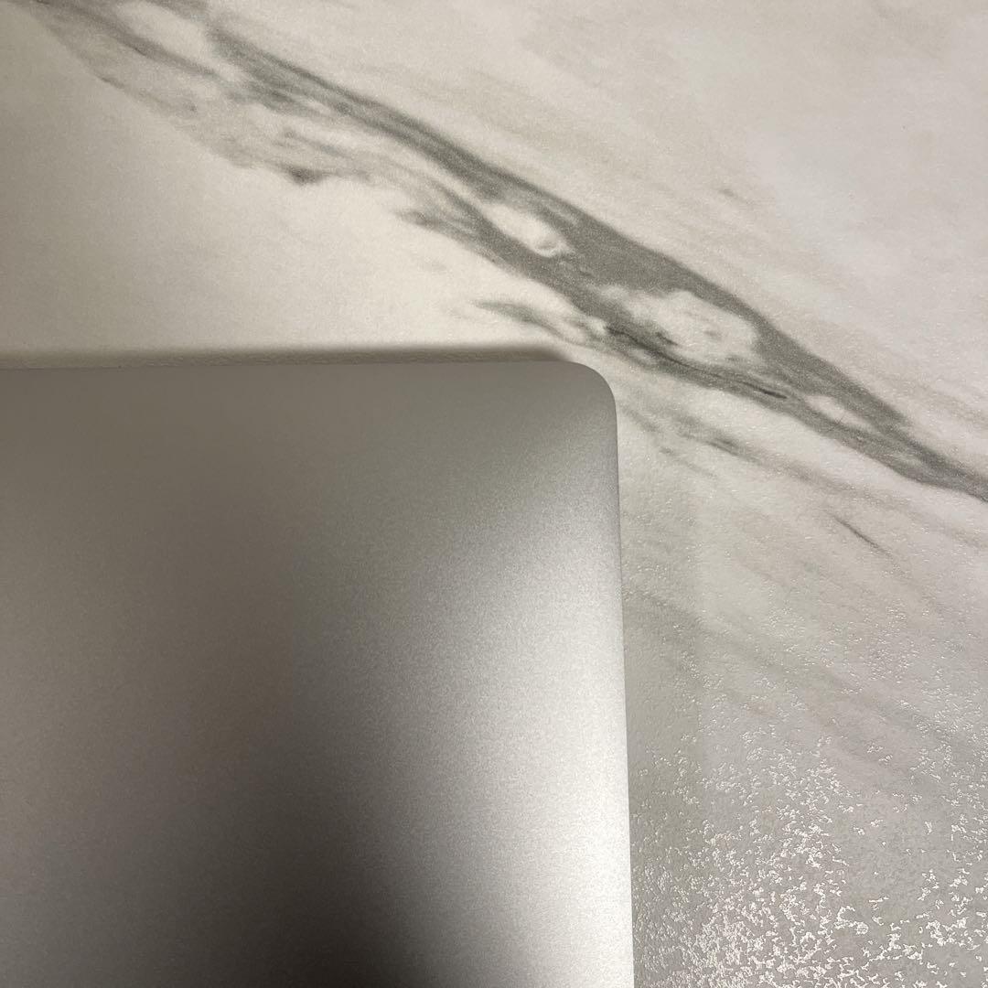 Apple MacBook Pro 13インチ 2020 スペースブラック