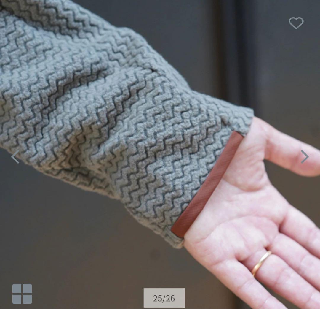 【新品】パタゴニア R1エアクルー 40236 Mサイズ タグ付送料込 【新品】パタゴニア R1エアクルー 40236 Mサイズ タグ付送料込