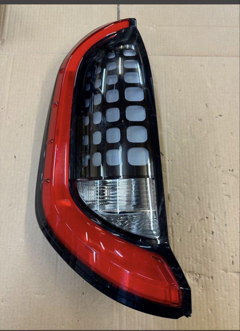 ダイハツ 作業灯 LED 純正 新車外し パーツ