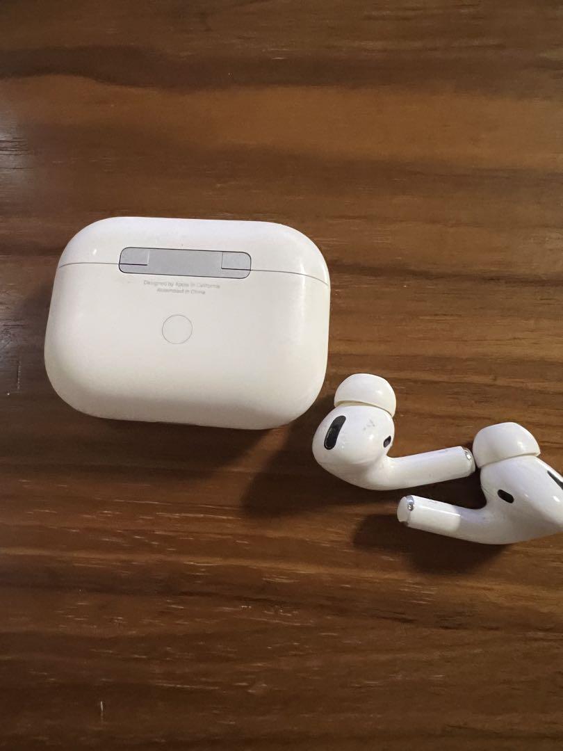 AirPods Pro 第一世代　A2084 楽天市場】AirPods Pro 第1世代 新品未使用 『片耳 左耳 右耳