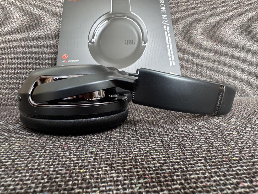 【使用期間1ヶ月】JBL TOUR ONE M2ヘッドホン Bluetooth
