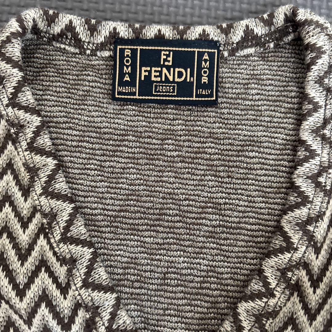 FENDI ジグザグパターン ニットベスト
