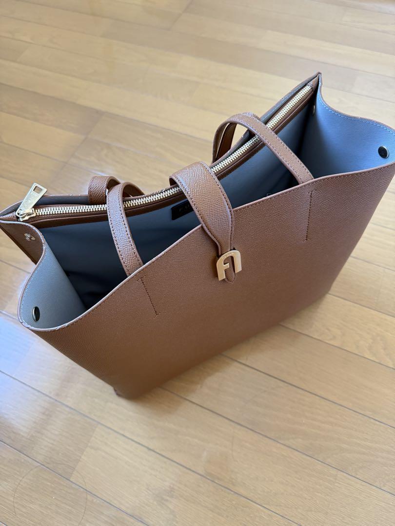 フルラ FURLA ブラウンA4 バッグ ビジネス 肩掛け フルラ FURLA ブラウンA4 バッグ ビジネス 肩掛け - メルカリ