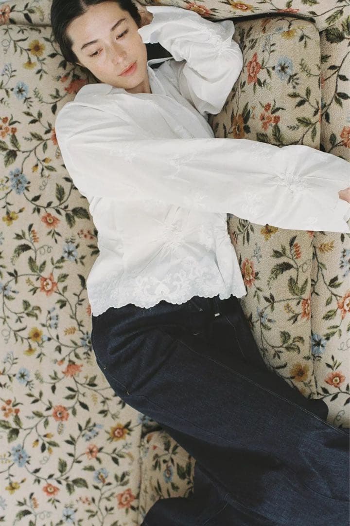 ZW COLLECTION フリル刺繍ブラウス