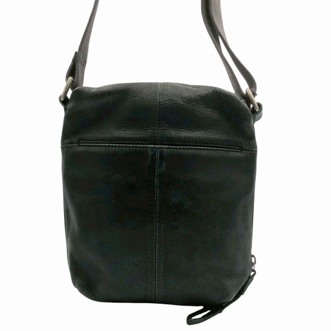 美品　DIESEL　ショルダーバッグ　斜め掛け　黒　レザー ディーゼル DIESEL バッグ ショルダーバッグ 肩掛けバッグ 斜め