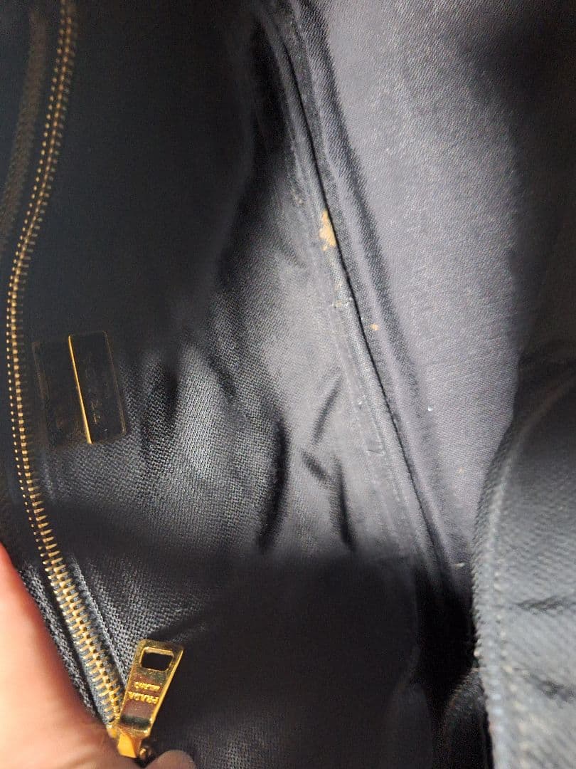 PRADAカナパ大　黒　美品