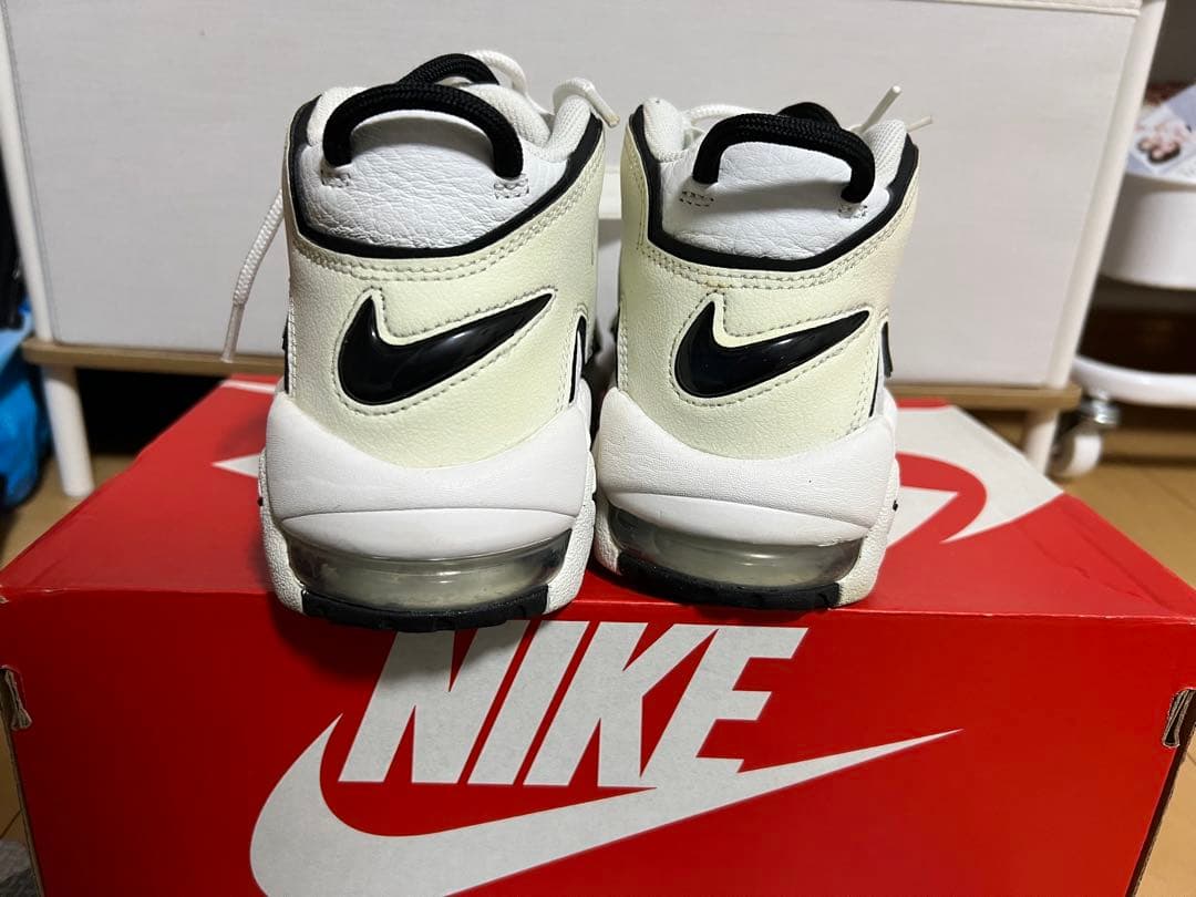 NIKE AIR MORE UPTEMPO ホワイト/ブラック NIKE AIR MORE UPTEMPO ホワイト/ブラック
