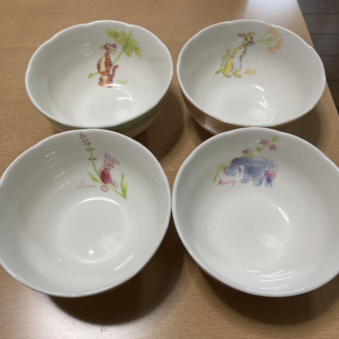 ディズニー  お茶碗4個