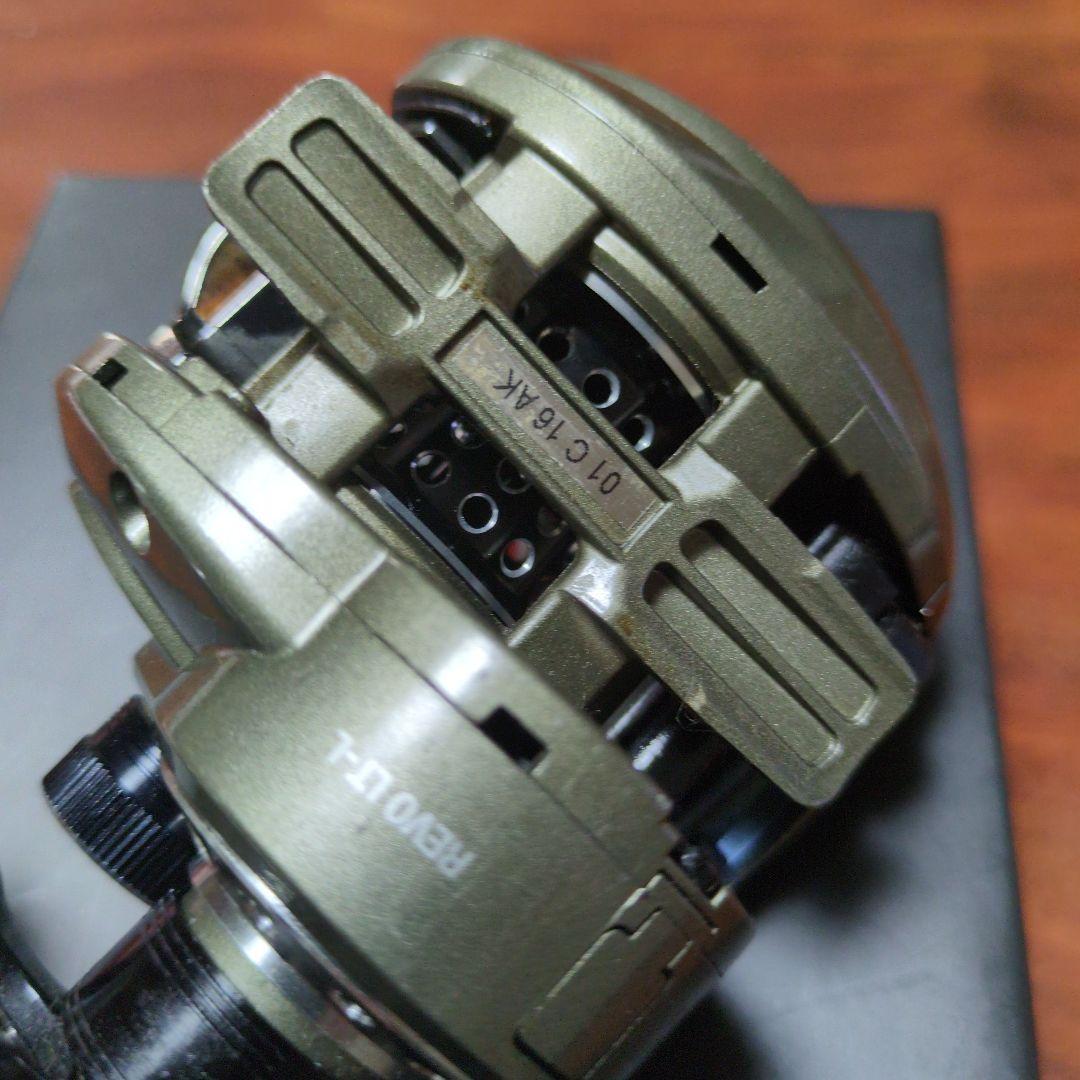 Abu Garcia REVO LT-L ベイトリール