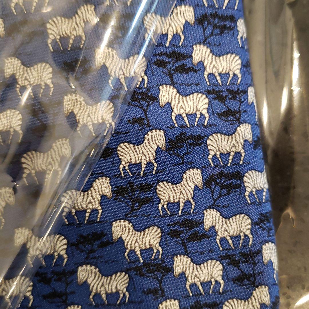 美品 HERMES シルク ネクタイ シマウマ 動物 ネイビー